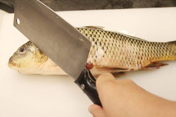 小技巧：輕松去魚鱗，盡享魚味鮮-第1張圖片